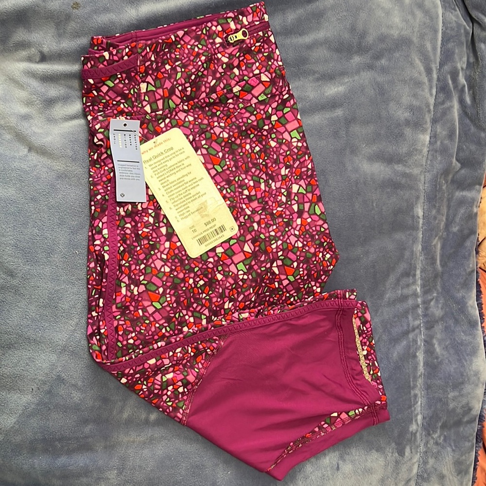 Lulu lemon real quick crop ladies